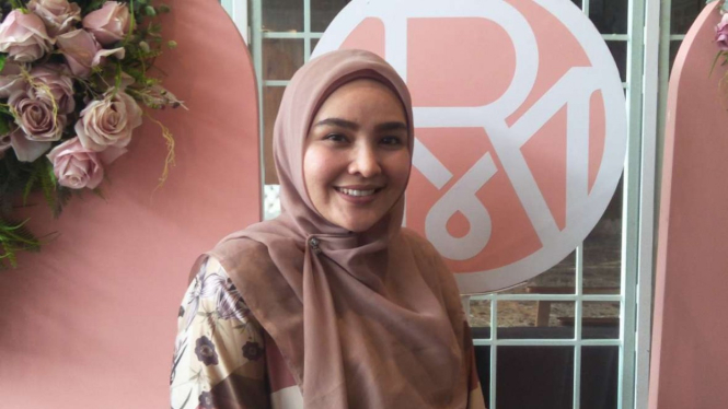 Desainer busana muslim, Ria Miranda