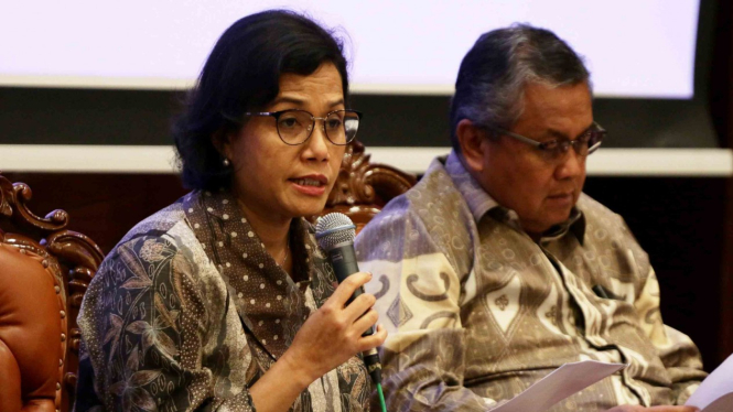 Menteri Keuangan, Sri Mulyani Indrawati (kiri).
