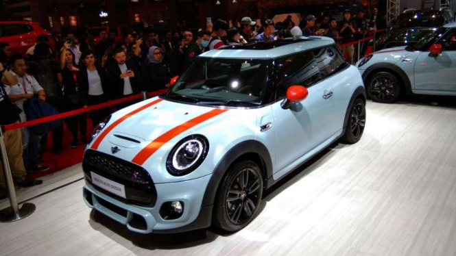 New MINI Ice Blue Edition