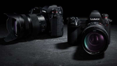 Panasonic Lumix S Series.