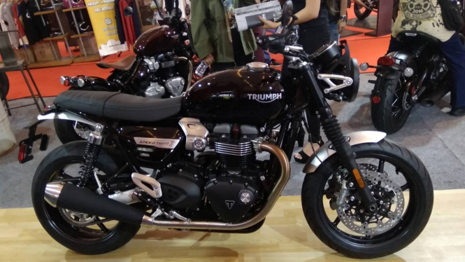 Motor Triumph