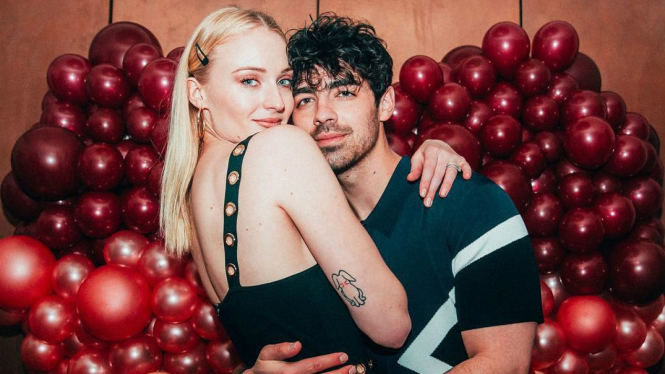 Joe Jonas dan Sophie Turner
