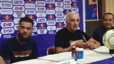 Pelatih Borneo FC, Mario Gomez.