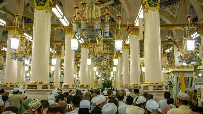 Raudhatun Jannah/Raudhah (Taman Surga) di Masjid Nabawi