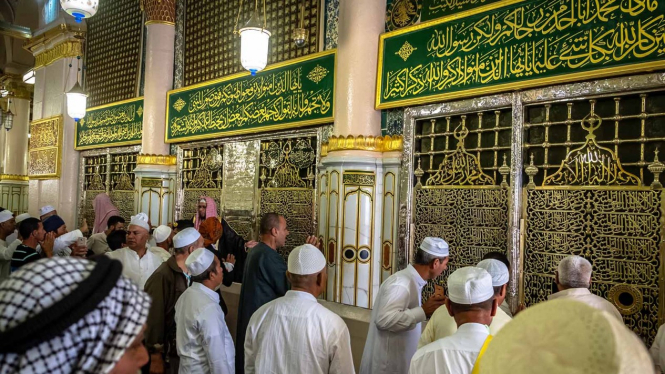 Ziarah Makam Nabi Muhammad SAW