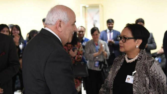 Menlu Retno Marsudi di Pembukaan pameran foto di New York