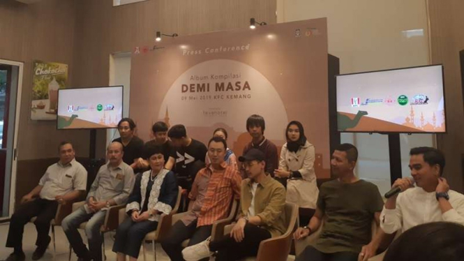 Album religi Demi Masa