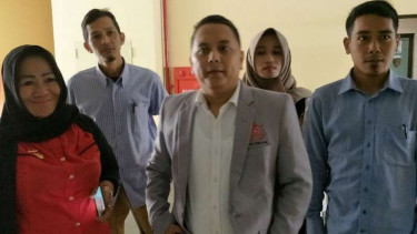 Kuasa hukum Kivlan, Pitra Romadoni di Bareskrim Mabes Polri.