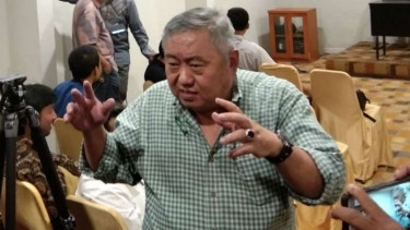 Lieus Sungkharisma atau Li Xue Xiung, aktivis sosial kemasyarakatan. 