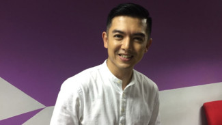Profil Nicky Tirta, Aktor Tampan Sahabat Dekat Vanessa Angel
