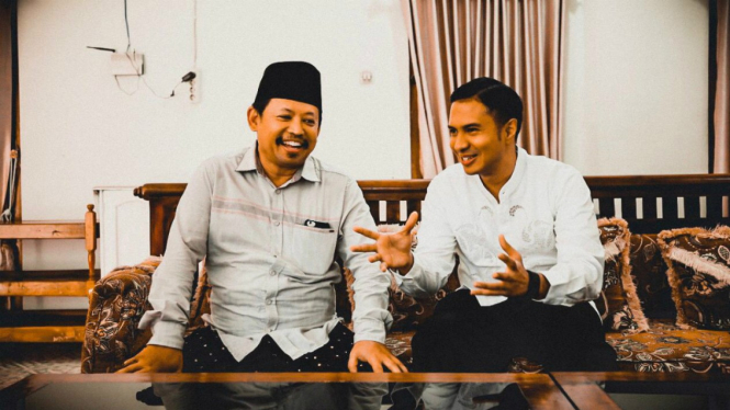 KH Mu'tashim Billah dan CEO KESAN Hamdan Hamedan