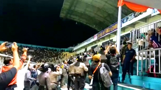 Rusuh Suporter PSS Sleman vs Arema