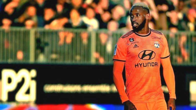 Penyerang Olympique Lyon, Moussa Dembele