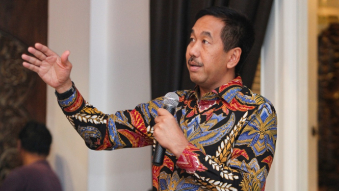Direktur Utama di PT Angkasa Pura II Muhammad Awaluddin