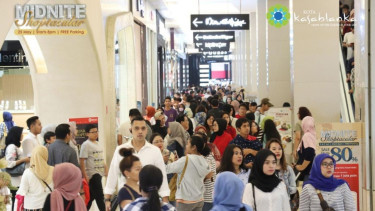 Midnite Shoptacular Kota Kasablanka.