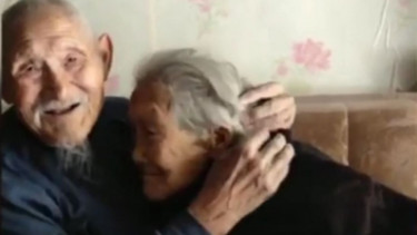 Kakek dan nenek di China yang romantis hingga usia senja