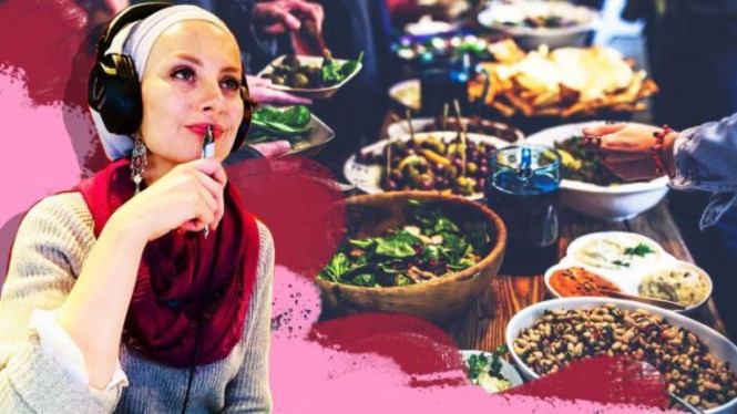 Sejumlah warga Australia berbagi kisah mengenai pengalaman berpuasa mereka. Bagi akademisi Dr Susan Carland misalnya, hal tersulit yaitu bangun sahur.