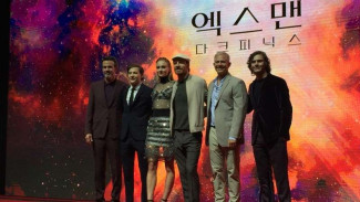Bintang X-Men: Dark Phoenix Bikin Pengunjung Mal di Korea Heboh