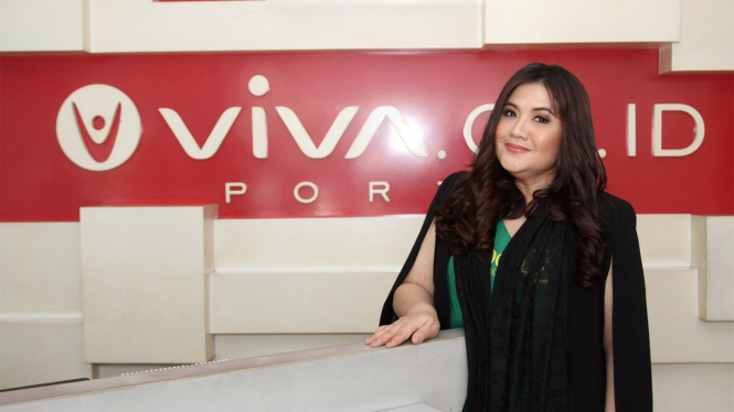 Si Doel 2 The Movie Kunjungi VIVA, Cornelia Agatha