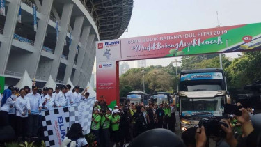Menteri BUMN Rini Soemarno melepas mudik gratis BUMN 