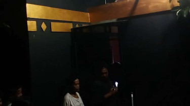 Bangunan kubus yang dianggap menyerupai Kakbah di rumah seorang warga Depok.
