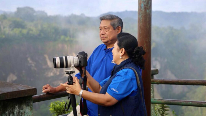 Ani Yudhoyon bersama SBY
