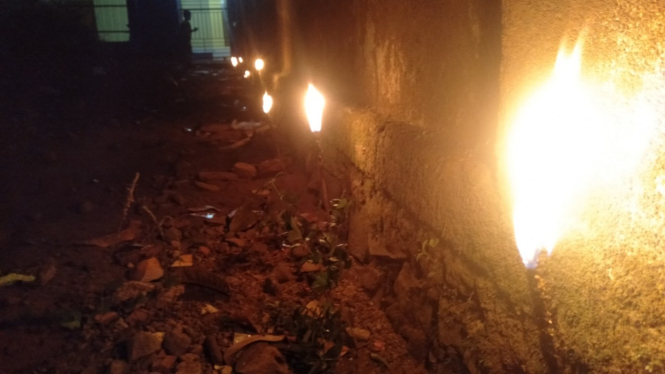 Tradisi Nyala Obor di Lombok