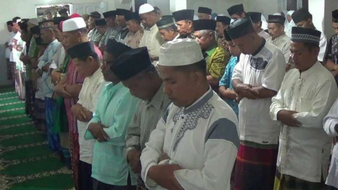 Tarekat Naqsabandiyah Lebaran hari ini. 