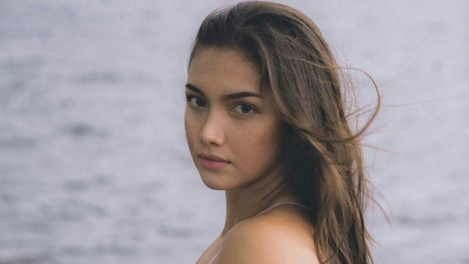 Angela Gilsha