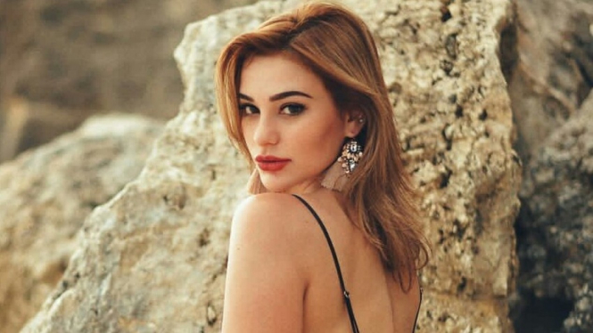Istri Jerinx SID, Nora Alexandra