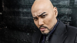 Mantan Terlama Deddy Corbuzier Hingga Foto Zack Lee di Ranjang