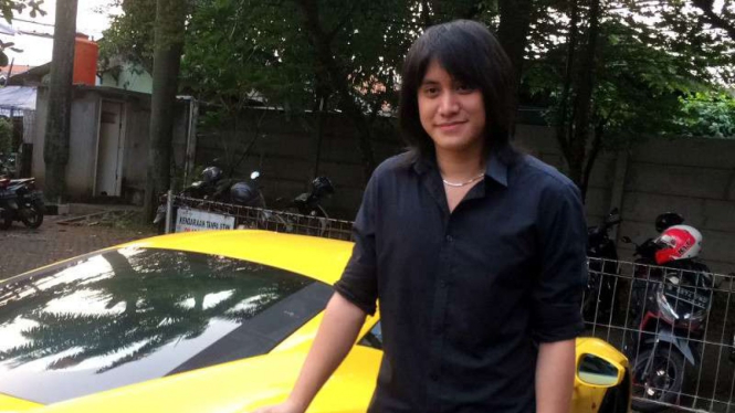 Kevin Aprilio