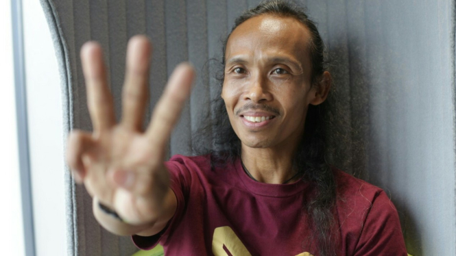 Yayan Ruhian.