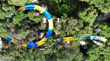 Seluncuran terpanjang di tengah hutan di Malaysia