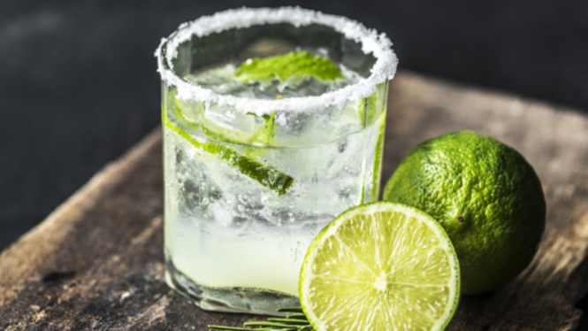 Ilustrasi koktail/cocktail.