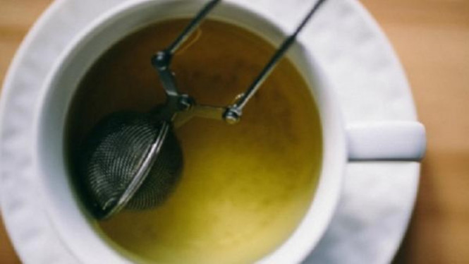 Minum teh memiliki manfaat.