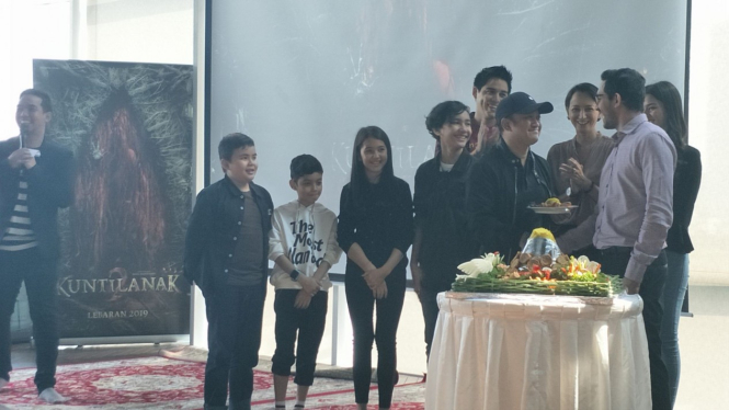 Para pemeran film Kuntilanak 2