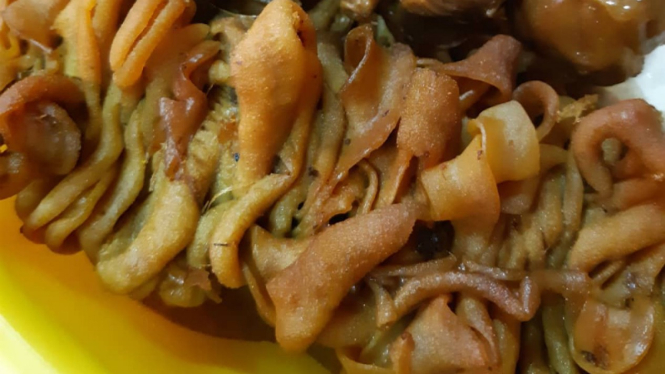 Sate usus.