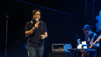 Buat Lagu di Tengah Pandemi Corona, Ari Lasso: Proyek Gila