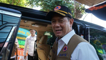 Kepada Badan Nasional Penanggulangan Bencana (BNPB) Letjen TNI Doni Monardo.