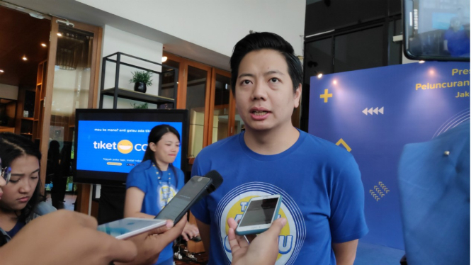 Co-Founder and Chief Marketing Officer tiket.com, Gaery Undarsa.