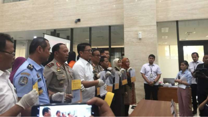 Direktorat Tindak Pidana Bareskrim Polri tangkap dua tersangka penyelundupan TKI ilegal.
