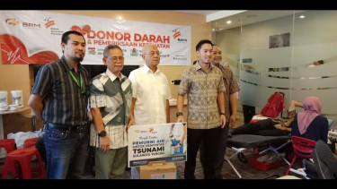 PT Bumi Resources Minerals Tbk menyelenggarakan kegiatan Donor Darah dan serah terima 10 unit mesin portable pemurnian air dari Yayasan Bakrie Amanah untuk disalurkan kepada korban tsunami Palu yang diselenggarakan di gedung Bakrie Tower, Jakarta Selatan.
