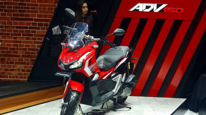Honda ADV 150.