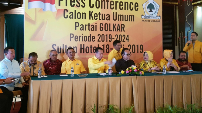 Elite Golkar dan organisasi sayap desak perpecatan Munas
