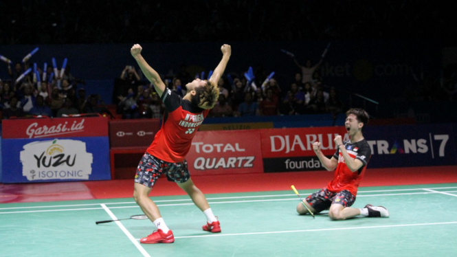 Kalahkan Ahsan-Hendra, Marcus Gideon-Kevin Sanjaya Juarai Indonesia Open 2019