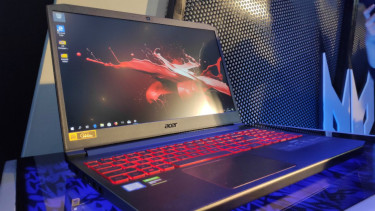 Acer Predator Helios 700