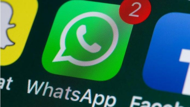 Aplikasi WhatsApp.