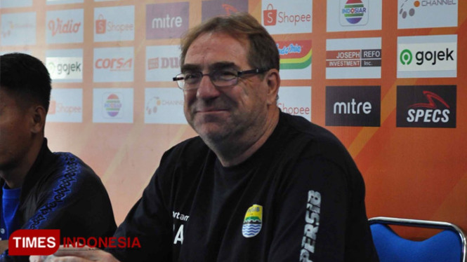 Robert Rene Albert. (FOTO: Ovan Setiawan/TIMES Indonesia)