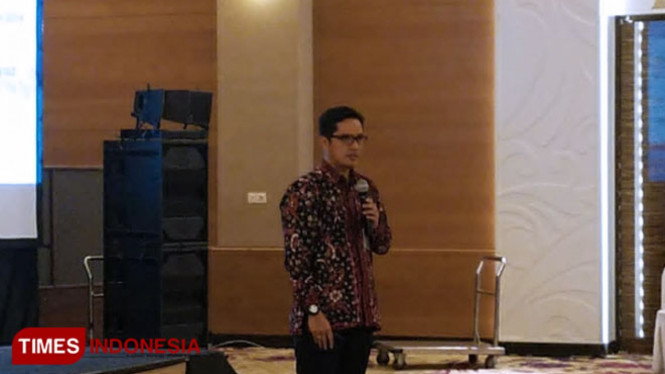 Kabiro Humas KPK RI, Febri Diansyah dalam diskusi publik "Vonis Bebas MA Terhadap Syafruddin: Siapa Salah, MA atau KPK?" di Ballroom Hotel Js Luwangsa, Jakarta, Rabu (31/7/2019). (Foto: Edy Junaidi ds/TIMES Indonesia)